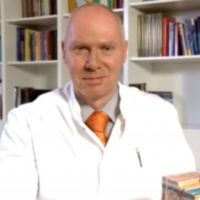 Dr. med. Dipl.-Biol. Bernd-Michael Löffler